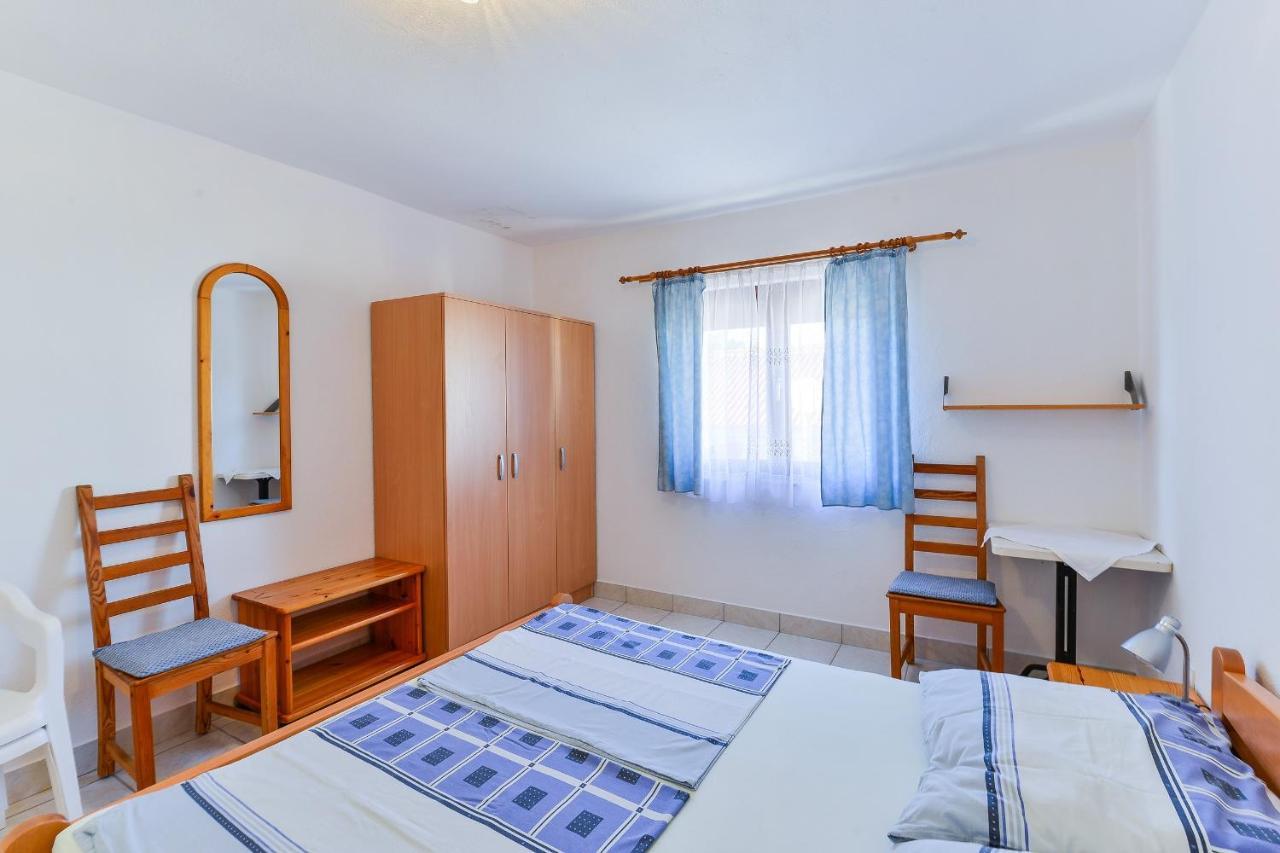Apartments Gogoljak Vir Zewnętrze zdjęcie