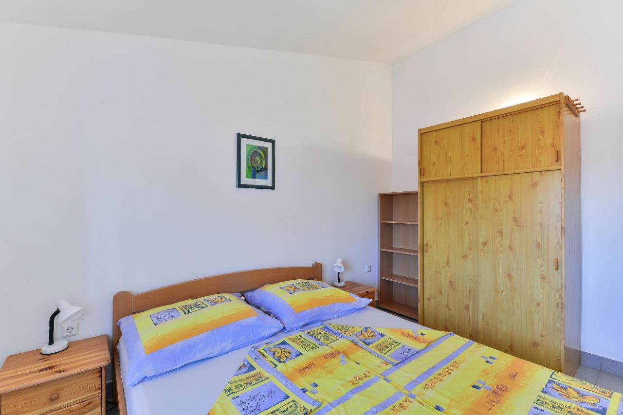 Apartments Gogoljak Vir Zewnętrze zdjęcie