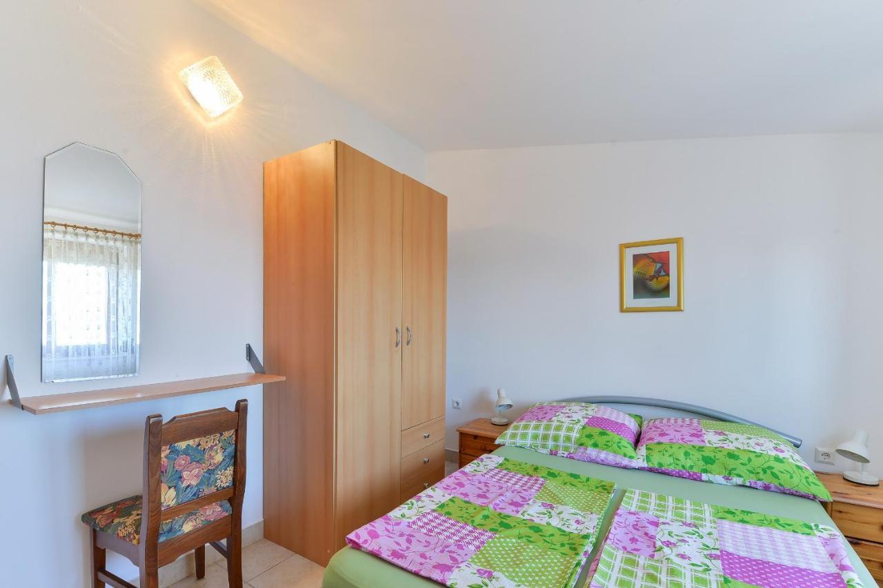 Apartments Gogoljak Vir Zewnętrze zdjęcie