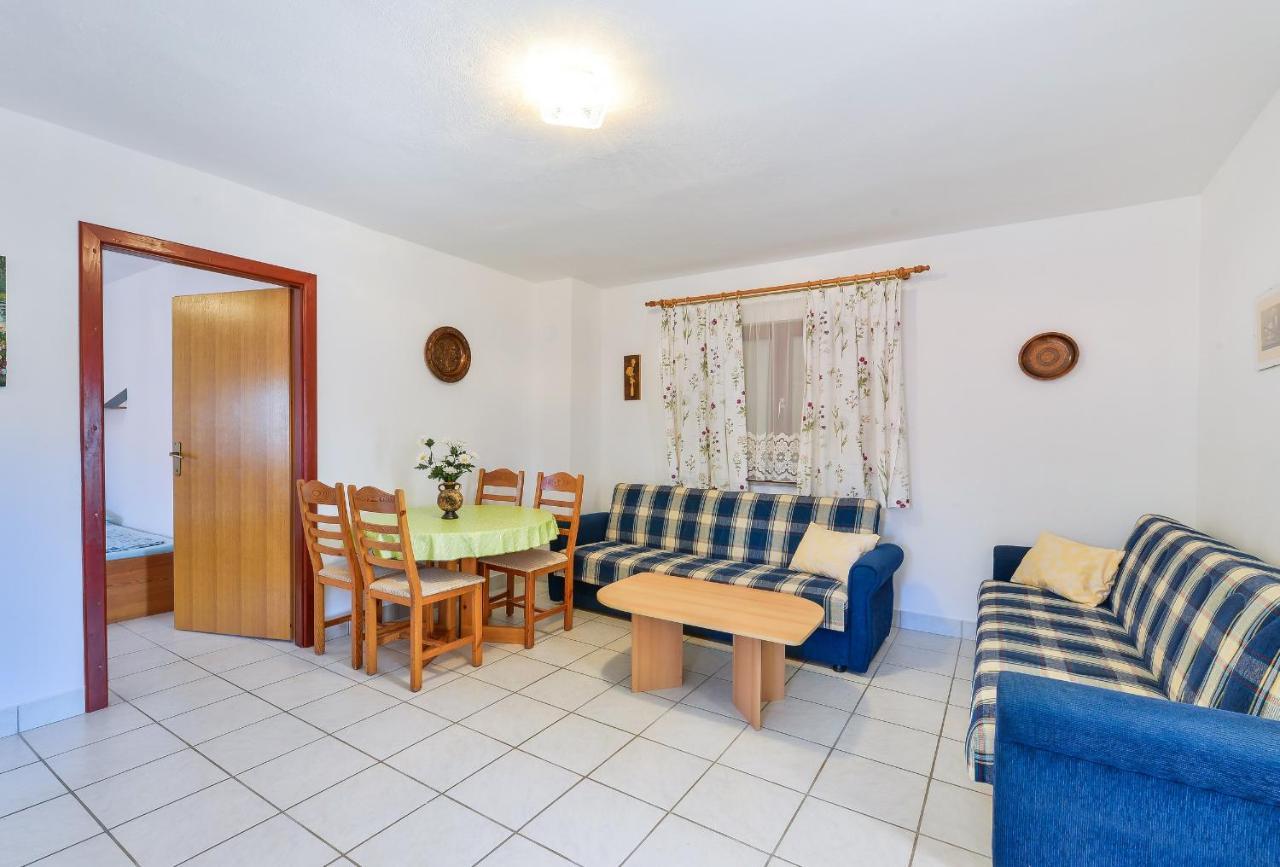 Apartments Gogoljak Vir Zewnętrze zdjęcie